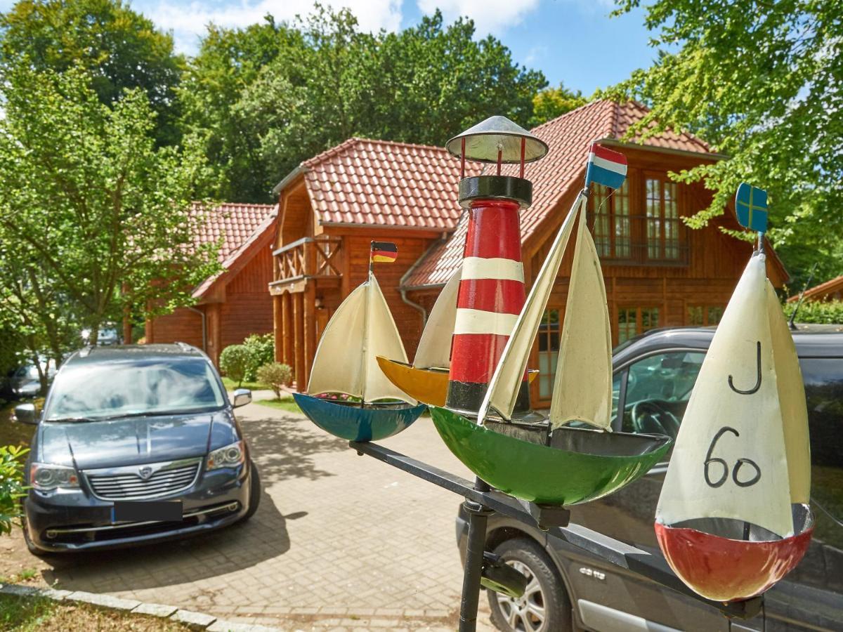 Strandschloesschen Sellin - Haushaelfte 4 Buitenkant foto